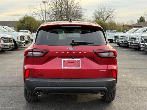 2026 Ford Escape ST-Line AWD