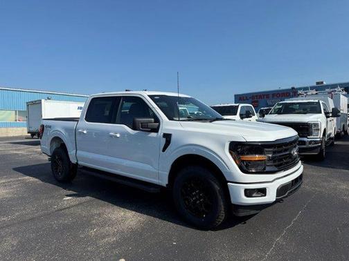 Oxford White 2026 Ford F-150 XLT