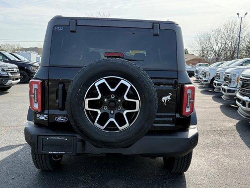 Shadow Black 2026 Ford Bronco Outer Banks
