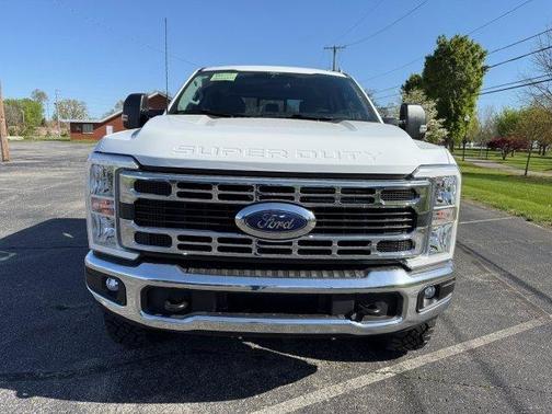 2025 Ford F-350 XLT