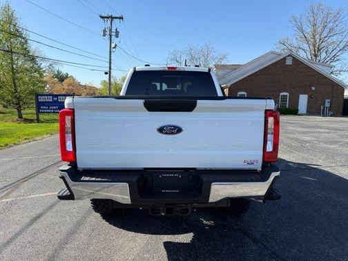 2025 Ford F-350 XLT