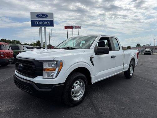 Oxford White 2022 Ford F-150 XL