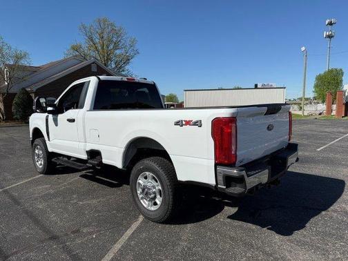 2025 Ford F-350 XLT