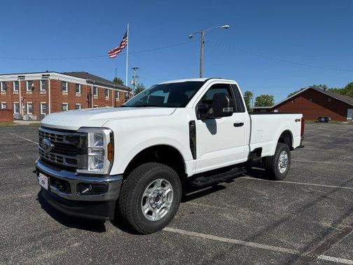 2025 Ford F-350 XLT