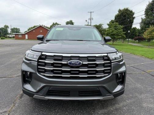 2025 Ford Explorer Active 4WD