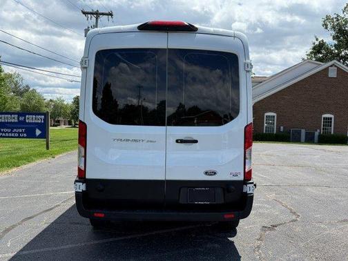 2019 Ford Transit-250 148 WB Medium Roof Cargo