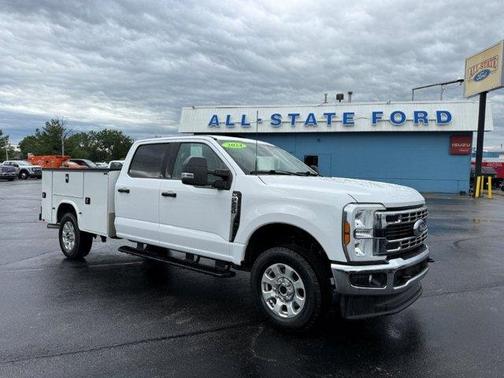 White 2024 Ford F-250 XLT