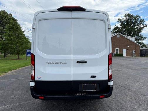 2022 Ford Transit-250 MR 148WB