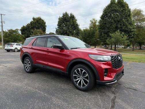 2025 Ford Explorer ST-Line 4WD