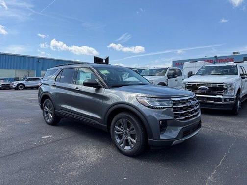 Carbonized Gray Metallic 2026 Ford Explorer Active