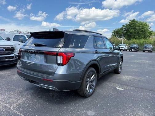 Carbonized Gray Metallic 2026 Ford Explorer Active