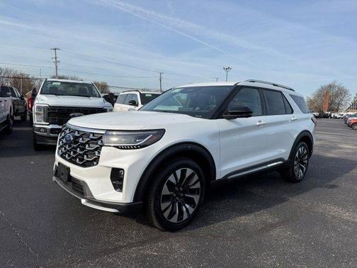Star White 2026 Ford Explorer Platinum