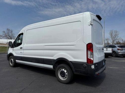 Oxford White 2024 Ford Transit-250 148 WB Medium Roof Cargo