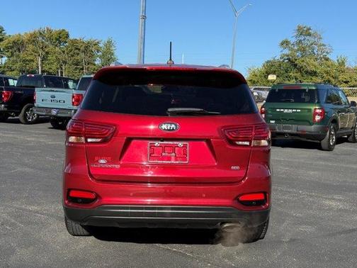 Passion Red 2020 Kia Sorento LX