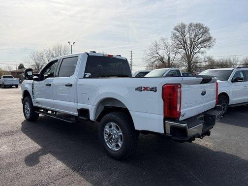 Oxford White 2026 Ford F-350 XLT