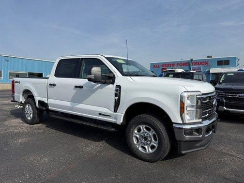 Oxford White 2026 Ford F-350 XLT