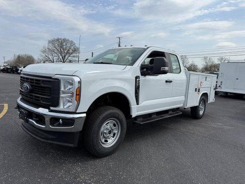 Oxford White 2026 Ford F-250 XL