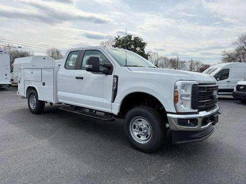 Oxford White 2026 Ford F-250 XL