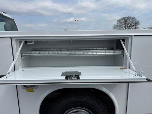 Oxford White 2026 Ford F-250 XL