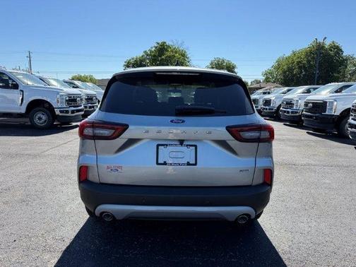 Iconic Silver Metallic 2024 Ford Escape PHEV