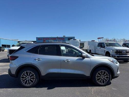 Iconic Silver Metallic 2024 Ford Escape PHEV