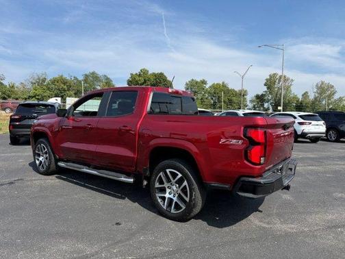 Radiant Red 2023 Chevrolet Colorado Z71