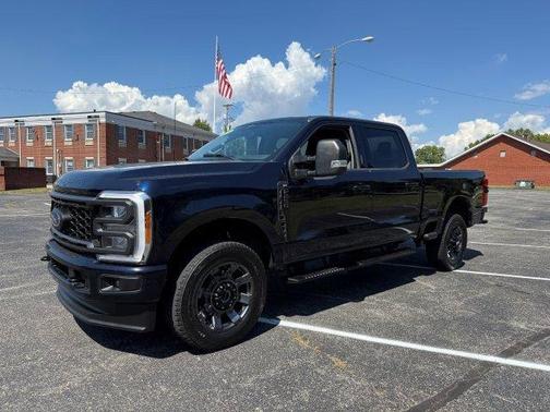 2023 Ford F-250 XLT