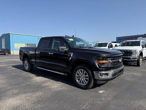 Agate Black Metallic 2026 Ford F-150 XLT