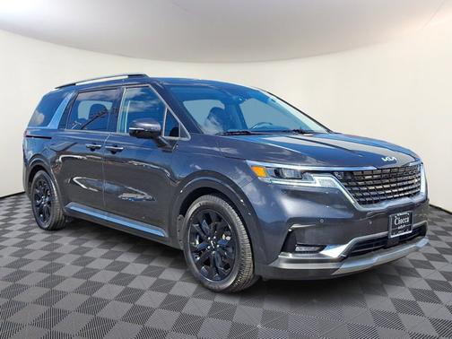 2022 Kia Carnival SX