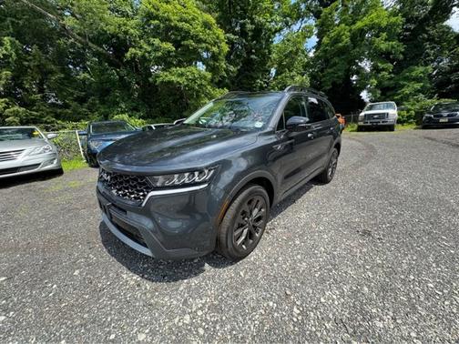 2022 Kia Sorento X-Line EX