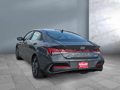 Ecotronic Gray 2026 Hyundai ELANTRA Limited