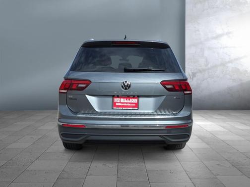 2022 Volkswagen Tiguan 2.0T SE 4MOTION