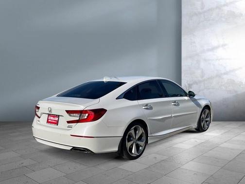 2018 Honda Accord Touring 2.0T