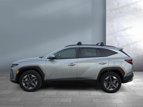 Shimmering Silver 2026 Hyundai TUCSON SEL
