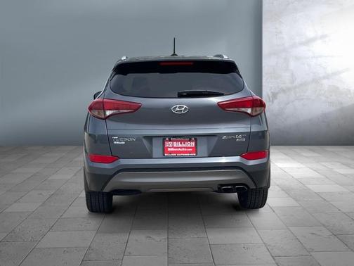 2016 Hyundai TUCSON Sport