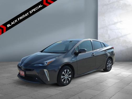 2019 Toyota Prius LE