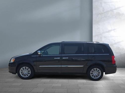 2015 Chrysler Town & Country Touring-L