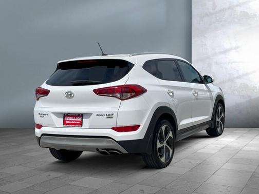 2017 Hyundai TUCSON Sport