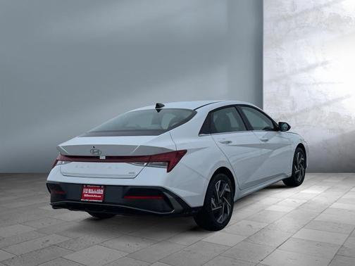 2025 Hyundai ELANTRA HEV Limited