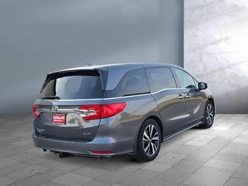 2018 Honda Odyssey Elite