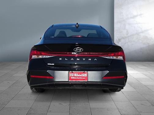 Abyss Black 2026 Hyundai ELANTRA Sport