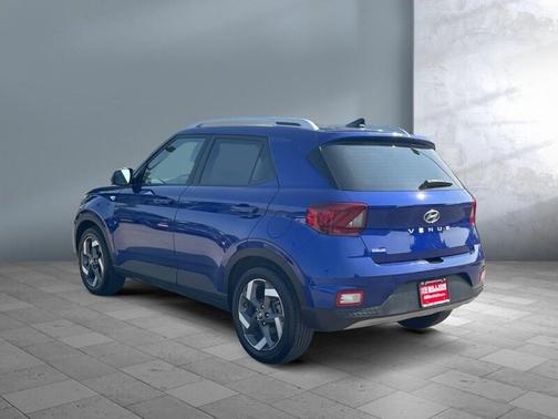 2021 Hyundai VENUE SEL