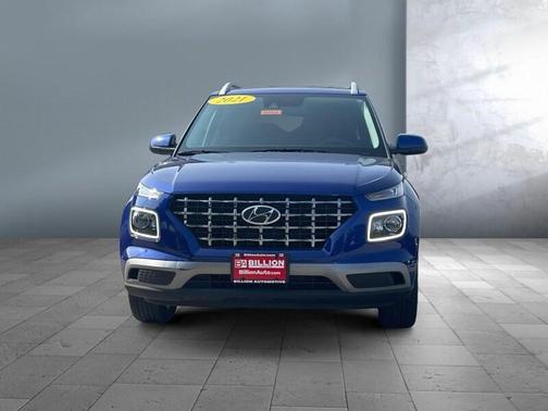 2021 Hyundai VENUE SEL