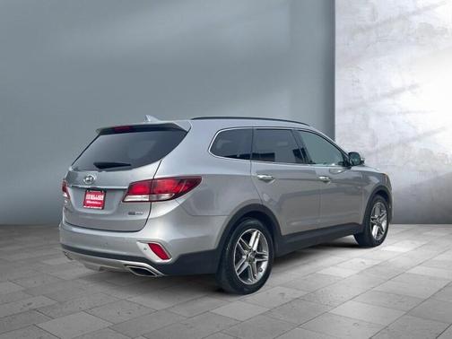 2018 Hyundai SANTA FE SE Ultimate