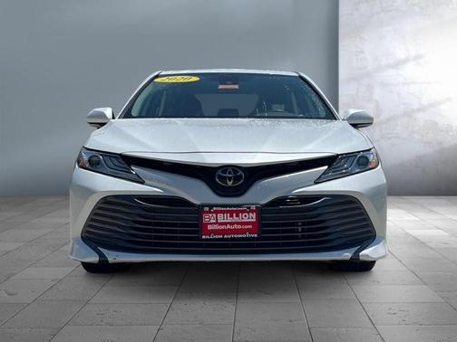 2020 Toyota Camry XLE