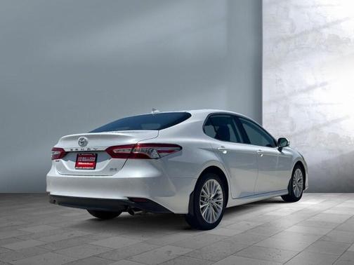 2020 Toyota Camry XLE