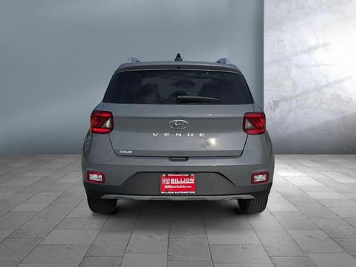 2022 Hyundai VENUE SEL