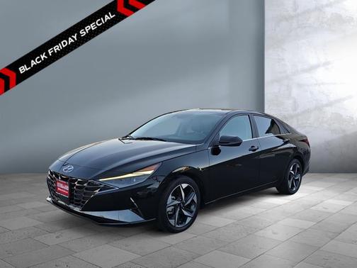 2022 Hyundai ELANTRA Limited