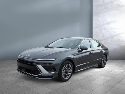 2026 Hyundai SONATA Hybrid SE