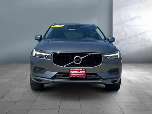 2019 Volvo XC60 T5 Momentum